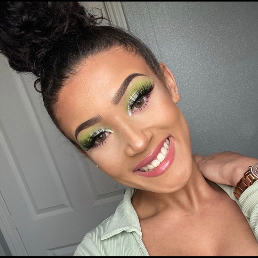 M·A·C Eye shadow - Picture 3 of 16